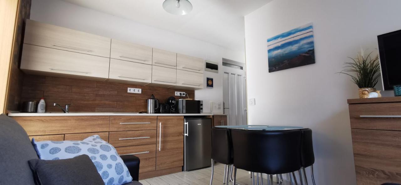 Vivi Wellness Apartman Leilighet Siófok Eksteriør bilde