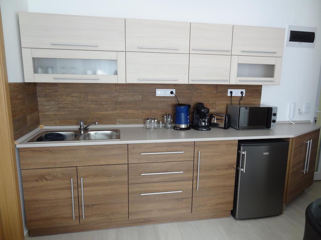 Vivi Wellness Apartman Leilighet Siófok Rom bilde